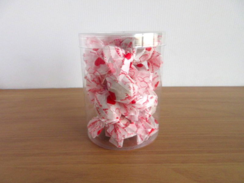 チョコレートのPET円筒ケース①